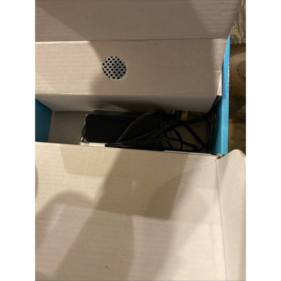 Motorola 8x4 CABLE MODEM Model MB7220 New - Picture 13 of 16